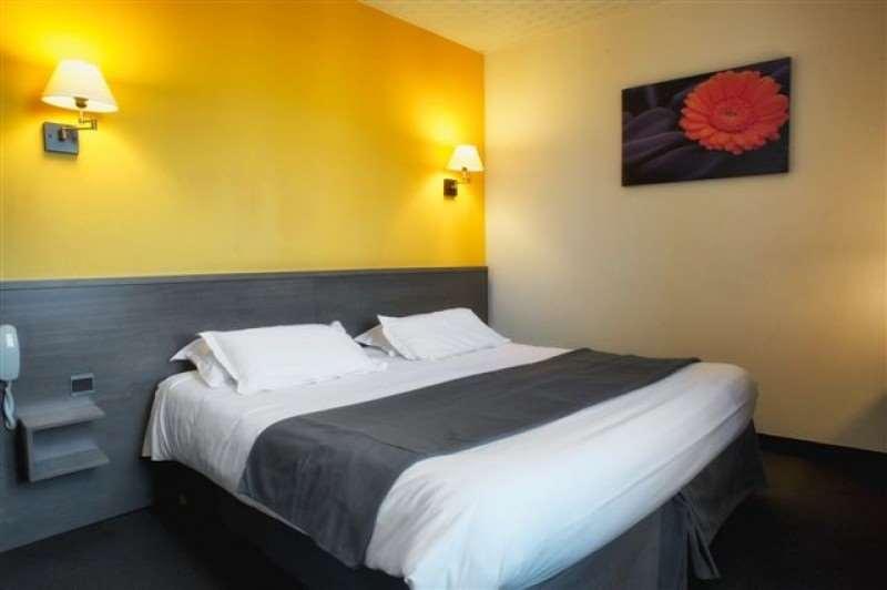 Brit Hotel Le Surcouf Saint-Malo Pokoj fotografie